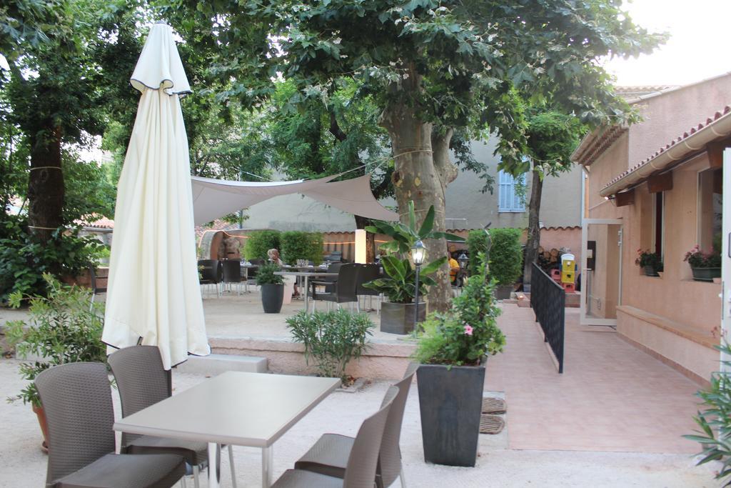 Le Clos Des Acacias Signes Zewnętrze zdjęcie