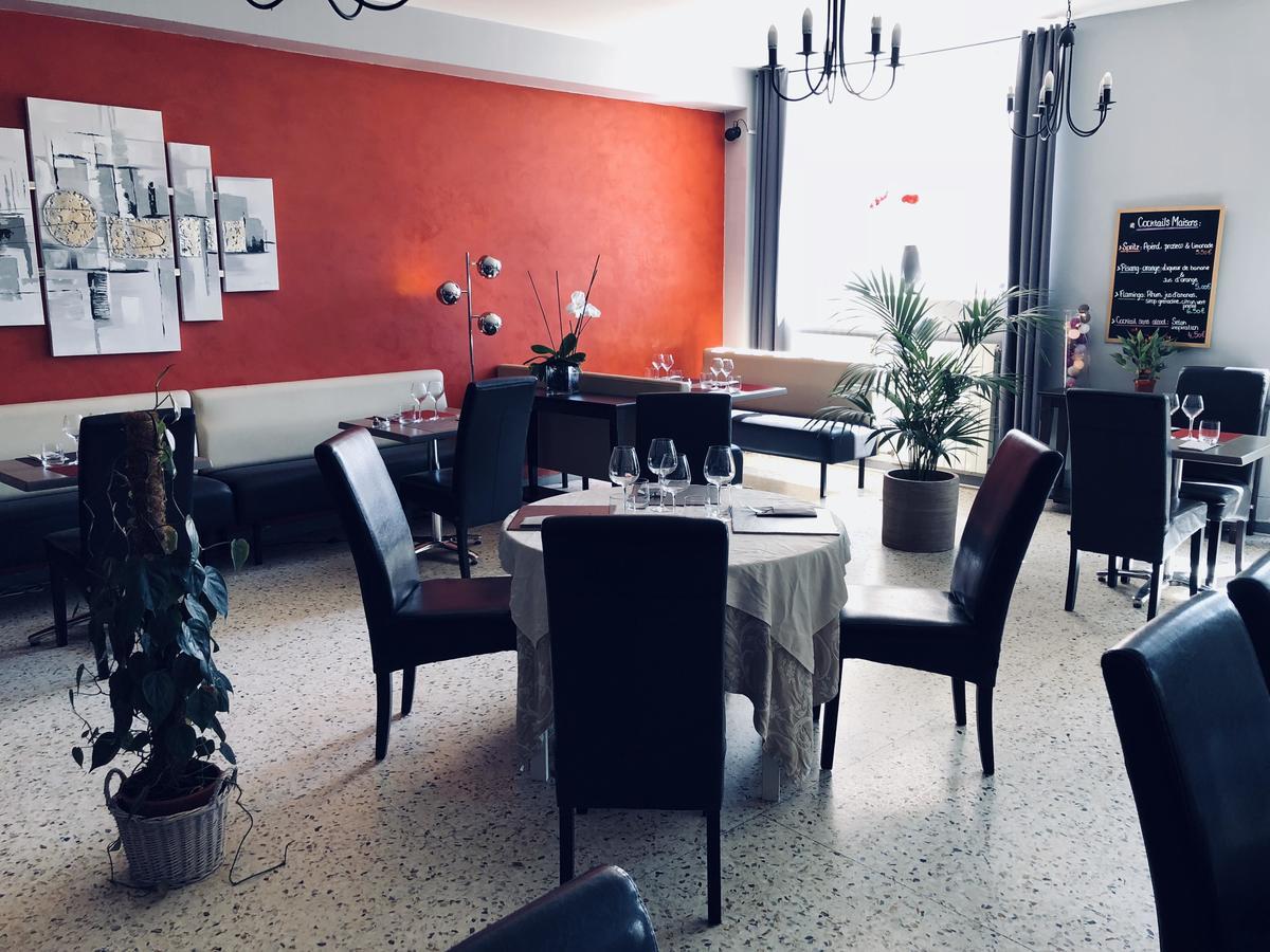 Le Clos Des Acacias Signes Zewnętrze zdjęcie